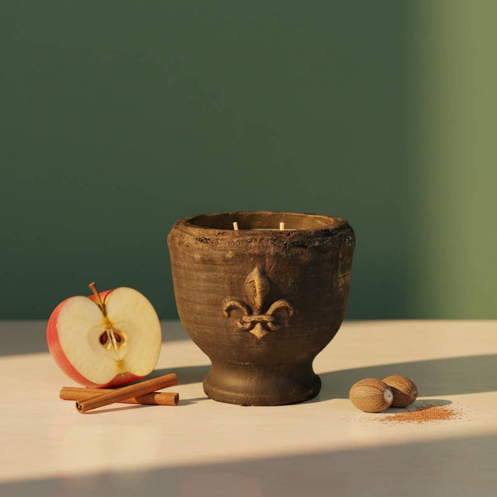 Classic Pottery Candle 20oz - Bourbon Royalty