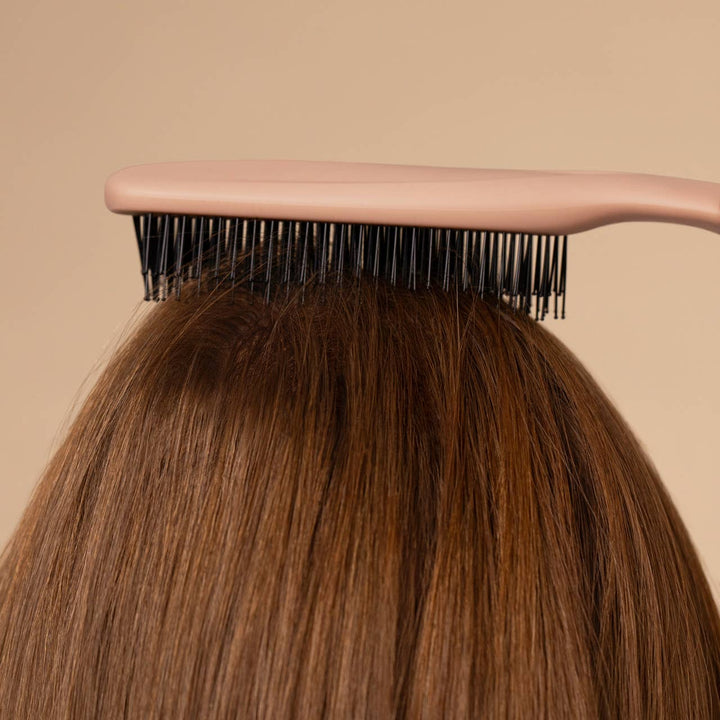 Scalp Renewal Brush in Terracotta - kitsch
