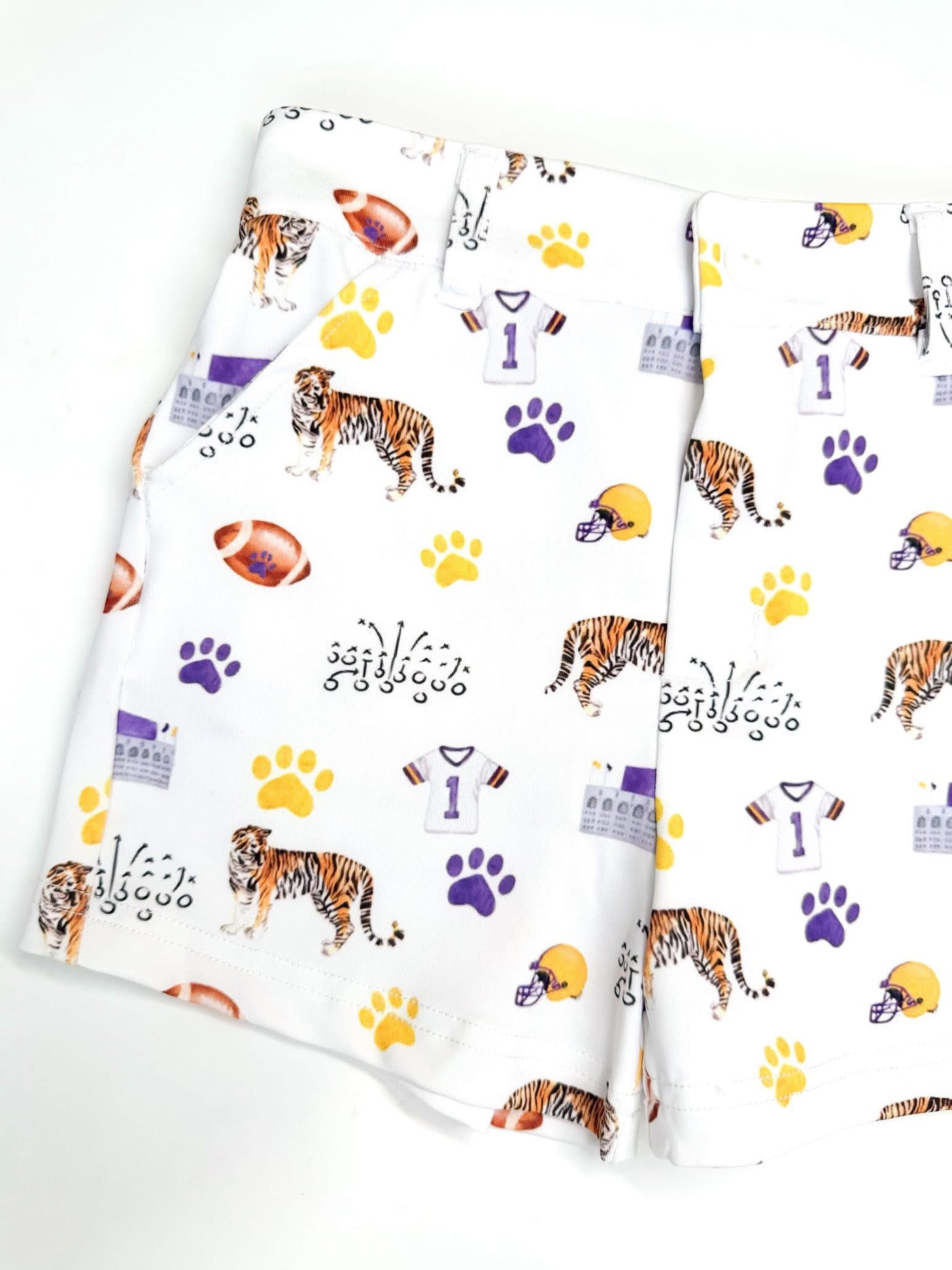 Boys Love Purple, Live Gold Shorts