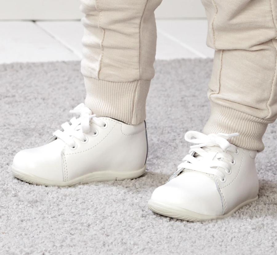 White First Walkers Shoe - stride rite