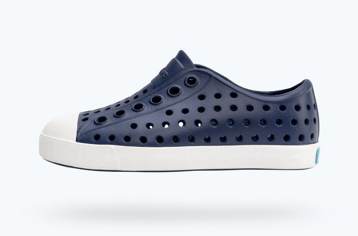 Boys Native Jefferson Shoes in Navy