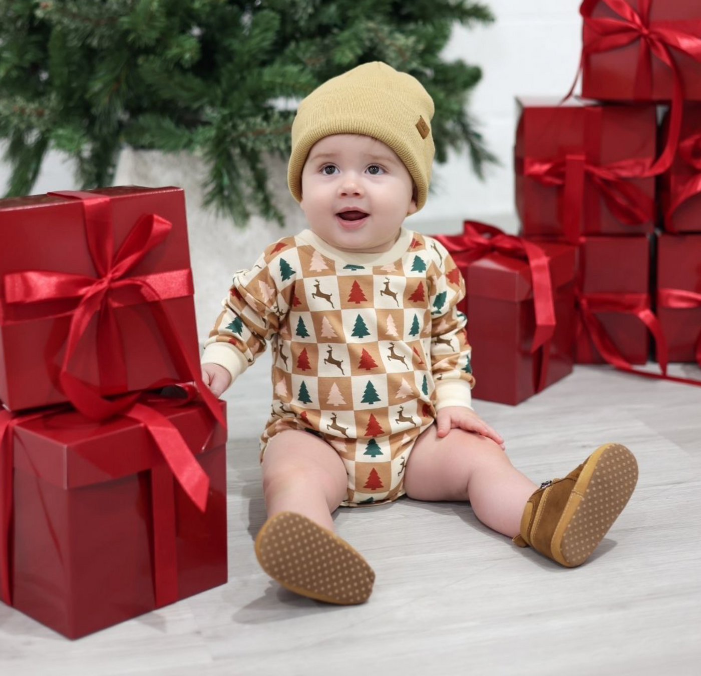 Boys Cabin Christmas Long Sleeve Onesie - Sweet Wink