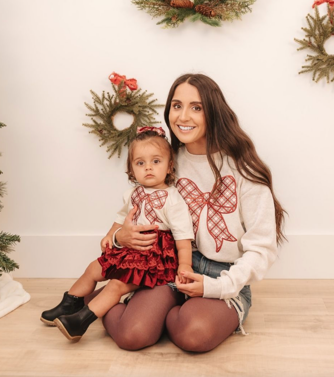 Christmas Plaid Bow Patch Sweatshirt - Sweet Wink