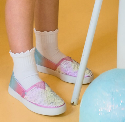 White Smooth Toe Ruffle Ripple Edge Socks 2821 - Jefferies Socks