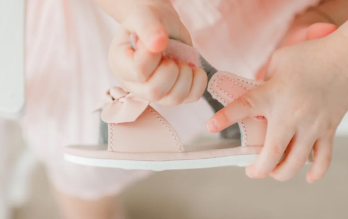 Pink Bow Sandals - L'Amour