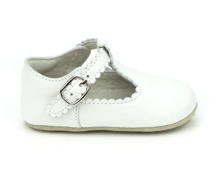 Scalloped T-Strap Mary Jane Crib Shoe - L'Amour