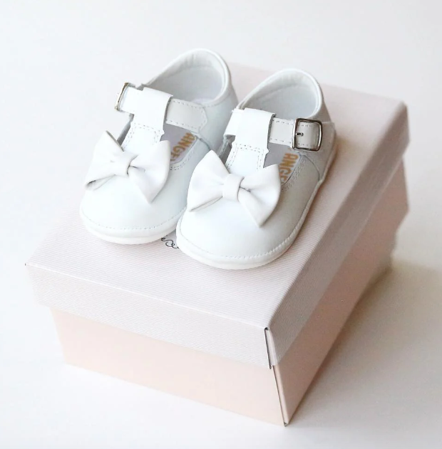 Minnie White Bow Leather Mary Jane - L'Amour