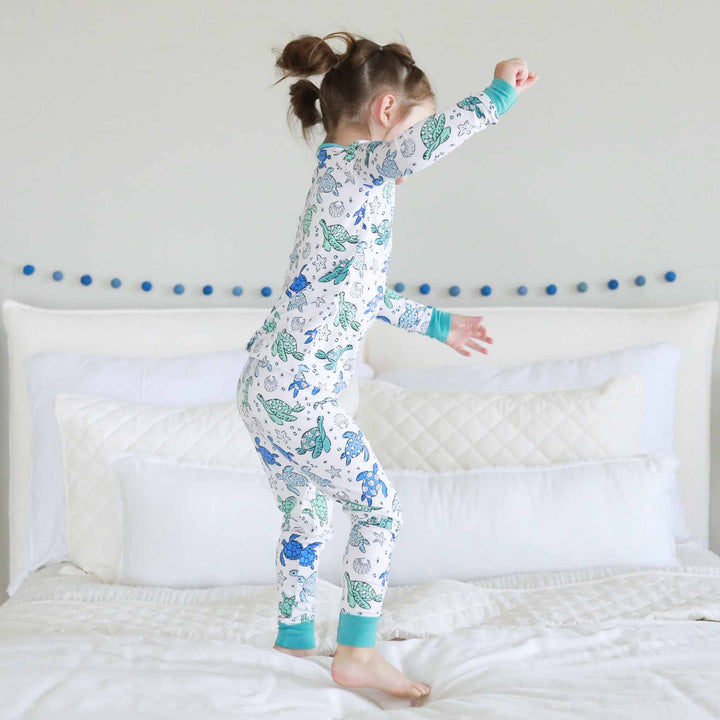 Sea Turtle Splash Pajama Set - Caden Lane